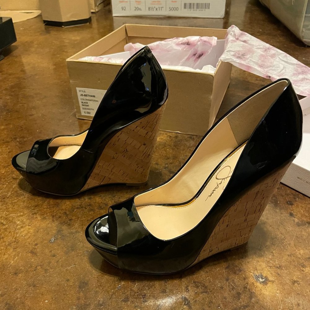 Jessica Simpson Bethany wedges 6.5